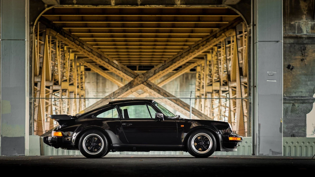 1984 Porsche 930 Turbo - Image 14 of 31
