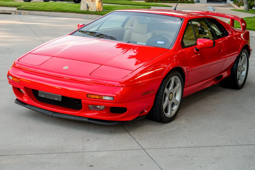 2001 Lotus Esprit V8 - Image 2 of 31