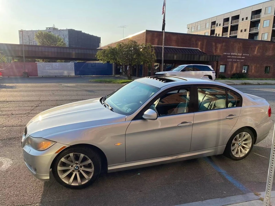 2011 BMW E90 3 Series Sedan - Image 22 of 22