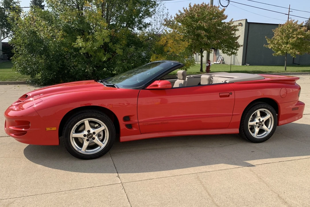 2000 Pontiac Firebird Trans Am 4th Gen - Image 2 of 31