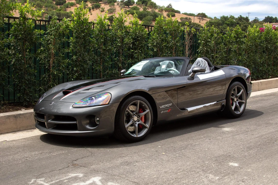 2010 Dodge Viper 4th Gen - Image 13 of 31