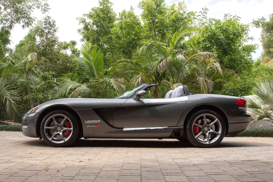 2010 Dodge Viper 4th Gen - Image 14 of 31