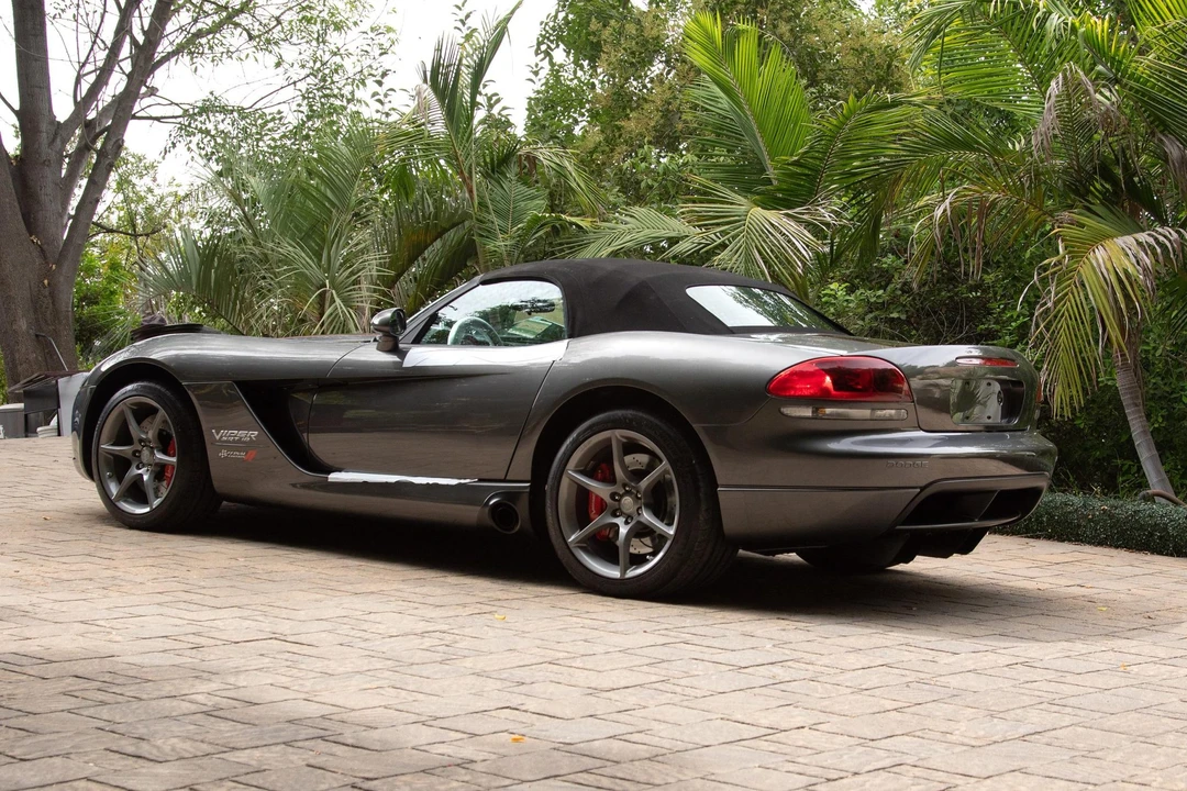 2010 Dodge Viper 4th Gen - Image 16 of 31
