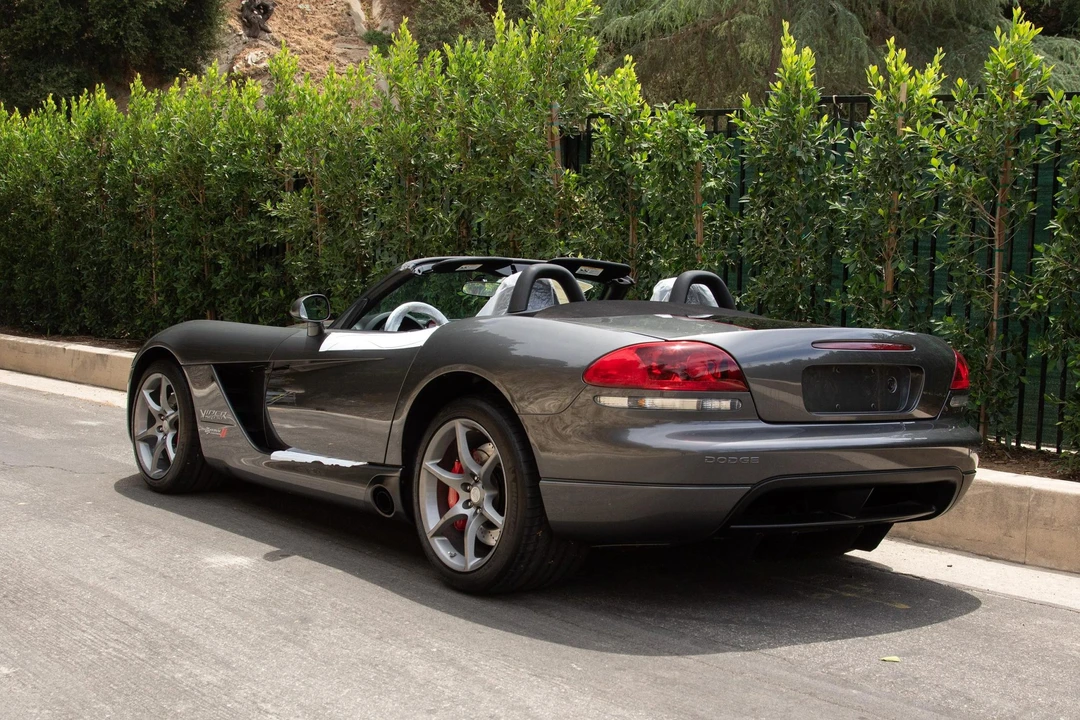 2010 Dodge Viper 4th Gen - Image 17 of 31