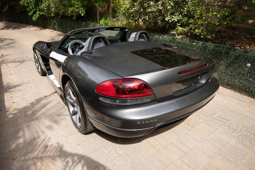 2010 Dodge Viper 4th Gen - Image 19 of 31