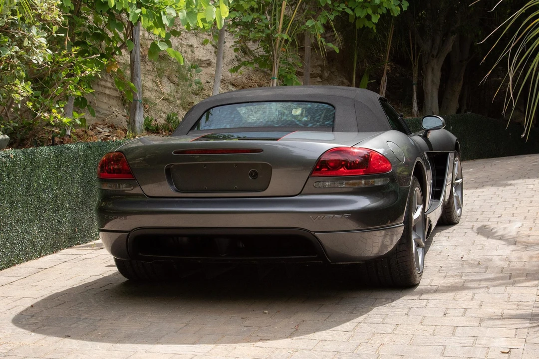 2010 Dodge Viper 4th Gen - Image 24 of 31