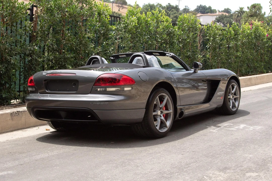 2010 Dodge Viper 4th Gen - Image 28 of 31