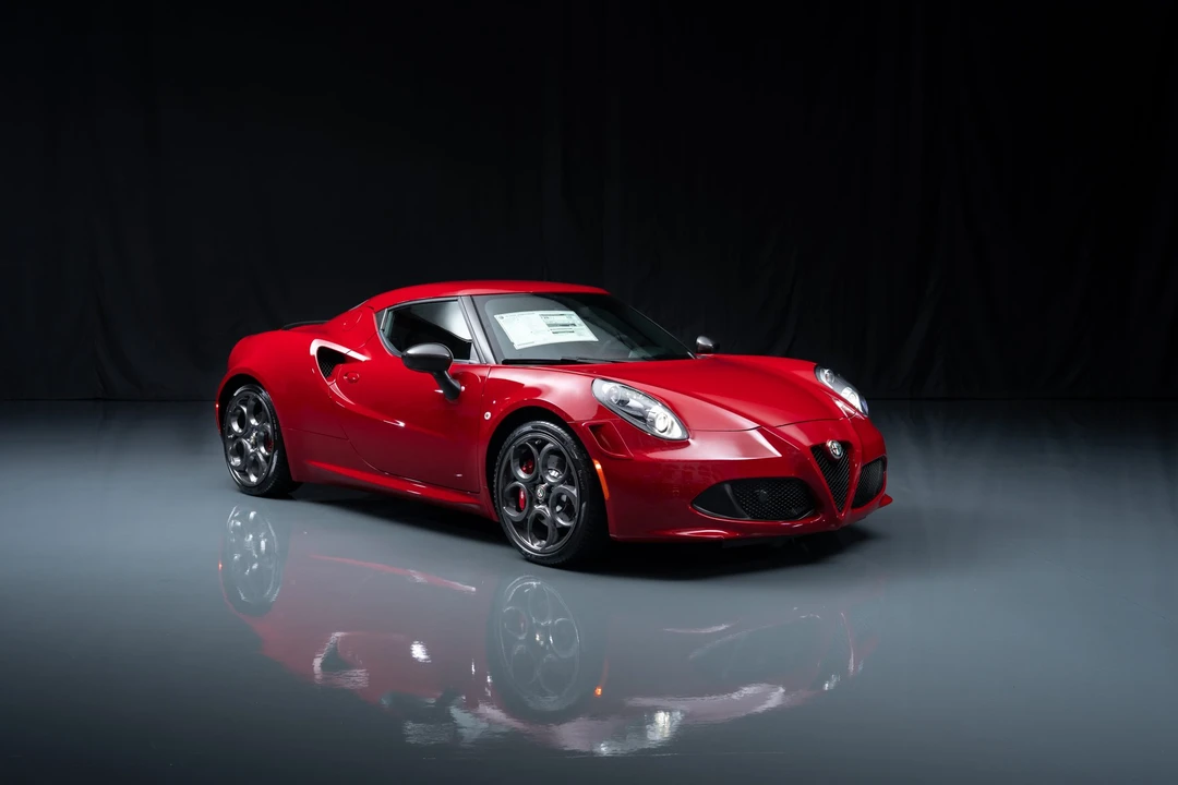 2015 Alfa Romeo 4C Coupe - Image 16 of 31