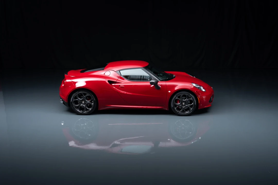 2015 Alfa Romeo 4C Coupe - Image 13 of 31