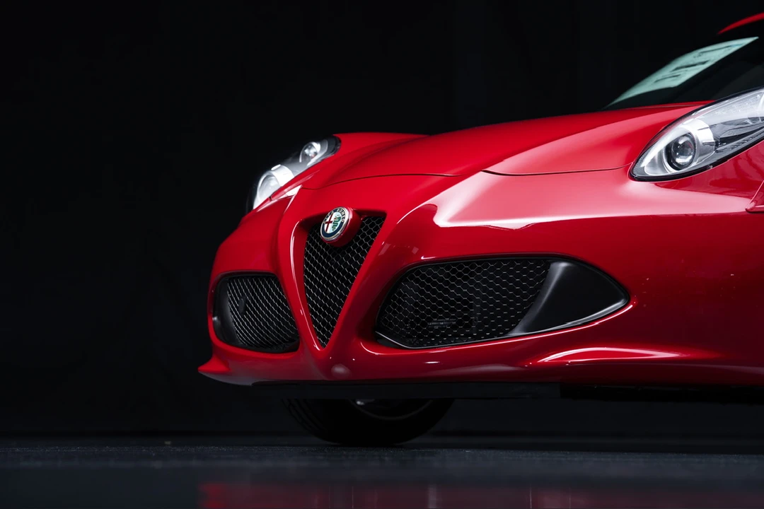 2015 Alfa Romeo 4C Coupe - Image 25 of 31