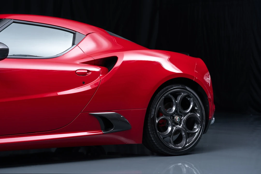2015 Alfa Romeo 4C Coupe - Image 30 of 31