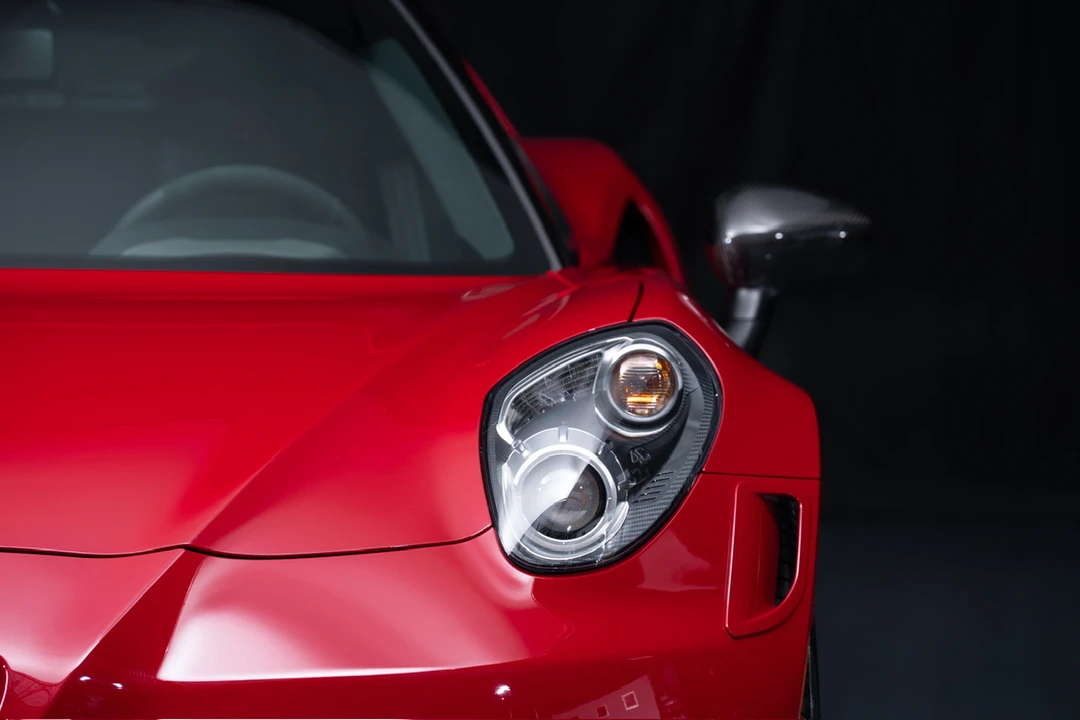 2015 Alfa Romeo 4C Coupe - Image 26 of 31