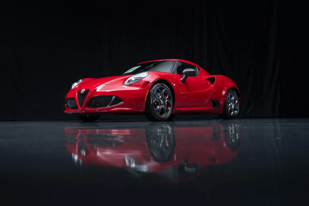 2015 Alfa Romeo 4C Coupe - Image 5 of 31