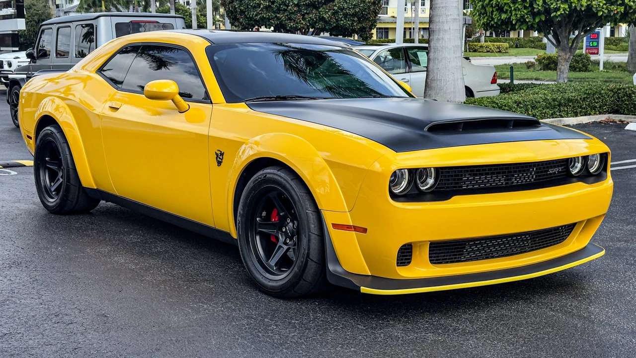 2018 Dodge Challenger SRT Demon & Super Stock 3rd Gen - Image 30 of 31