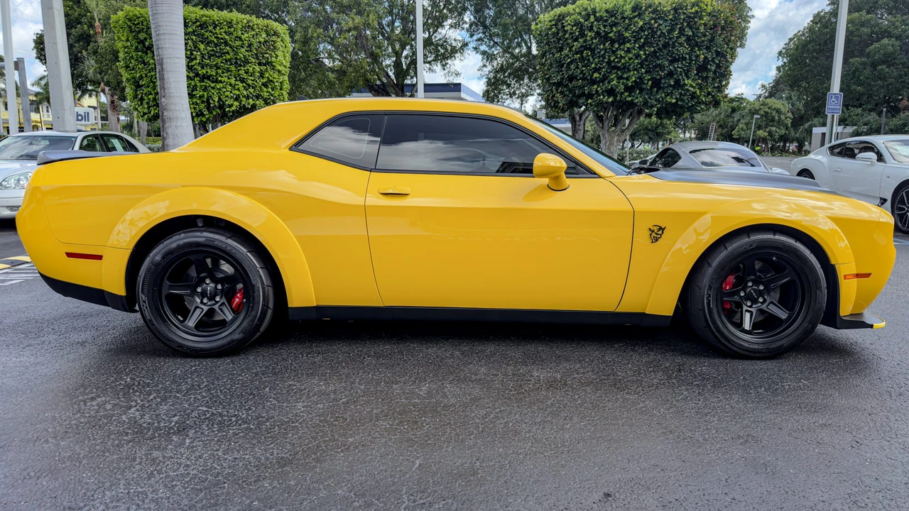 2018 Dodge Challenger SRT Demon & Super Stock 3rd Gen - Image 25 of 31