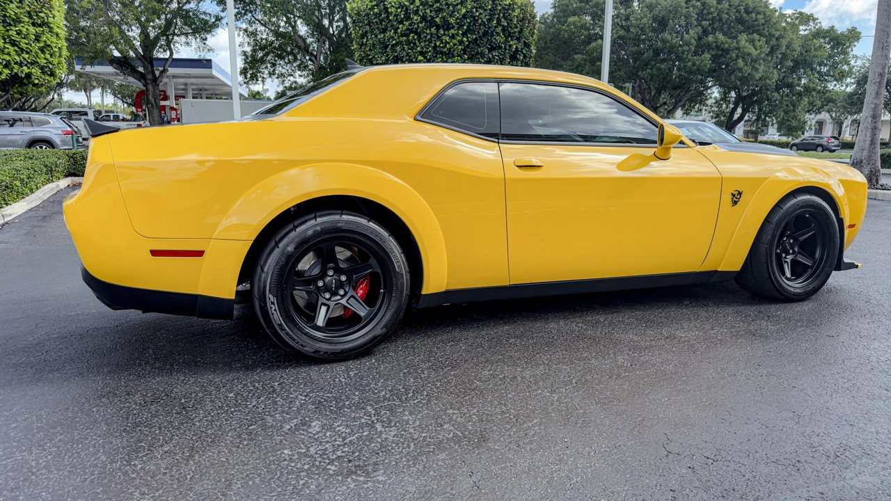 2018 Dodge Challenger SRT Demon & Super Stock 3rd Gen - Image 23 of 31