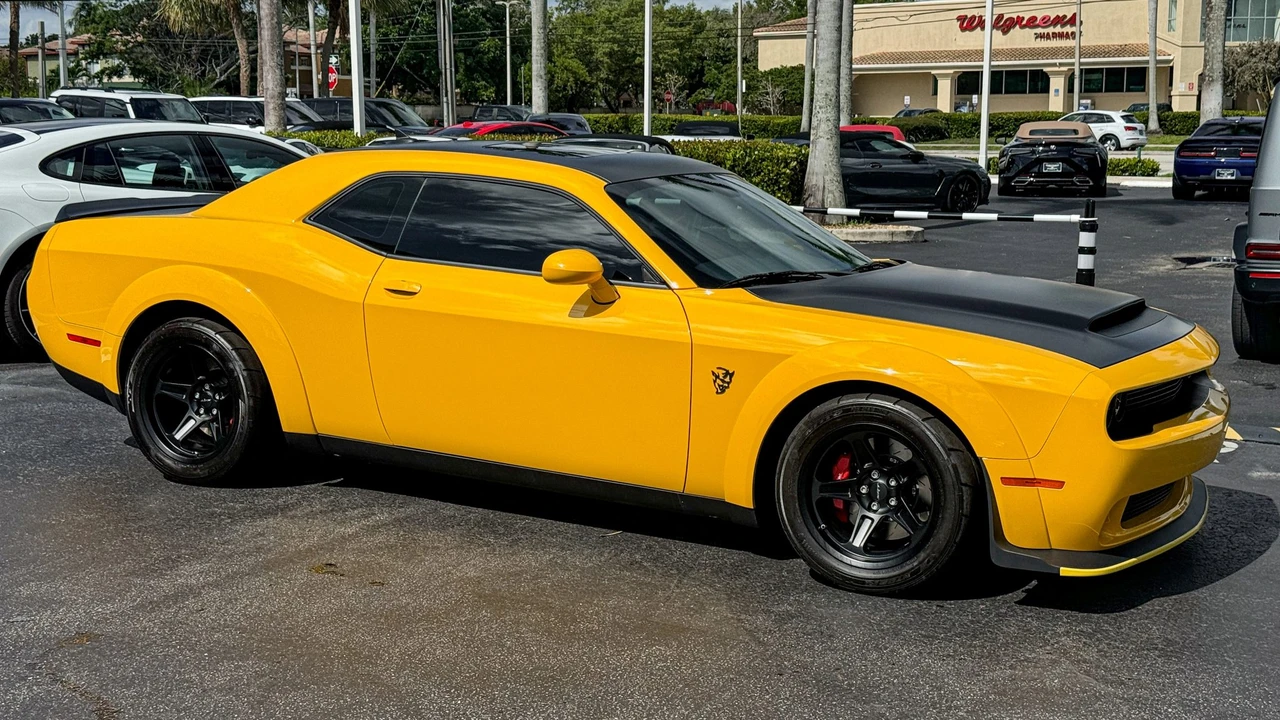2018 Dodge Challenger SRT Demon & Super Stock 3rd Gen - Image 27 of 31