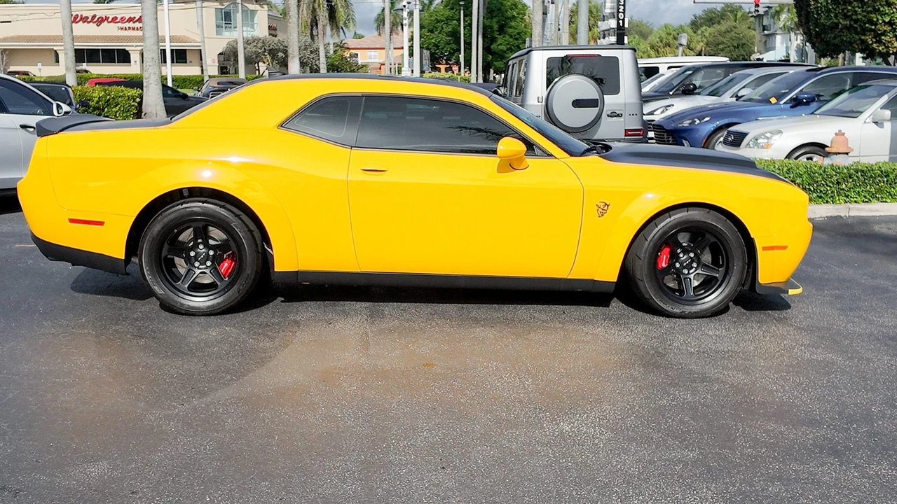 2018 Dodge Challenger SRT Demon & Super Stock 3rd Gen - Image 24 of 31