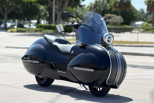 2019 BMW C 400 X Golden Age by NMOTO