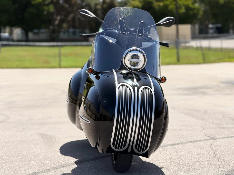 2019 BMW Motorcycles - Image 11 of 31