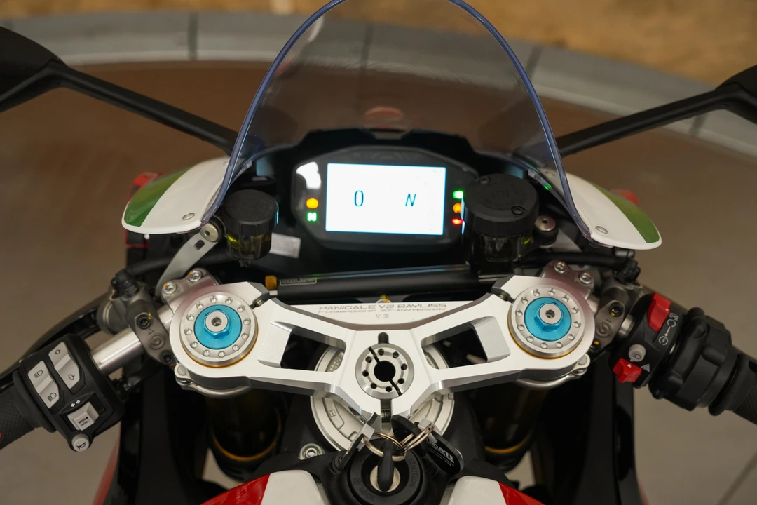 2022 Ducati V2 - Image 25 of 31