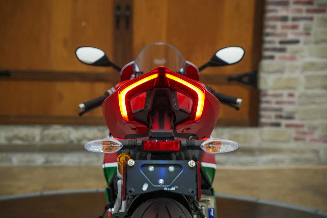 2022 Ducati V2 - Image 17 of 31