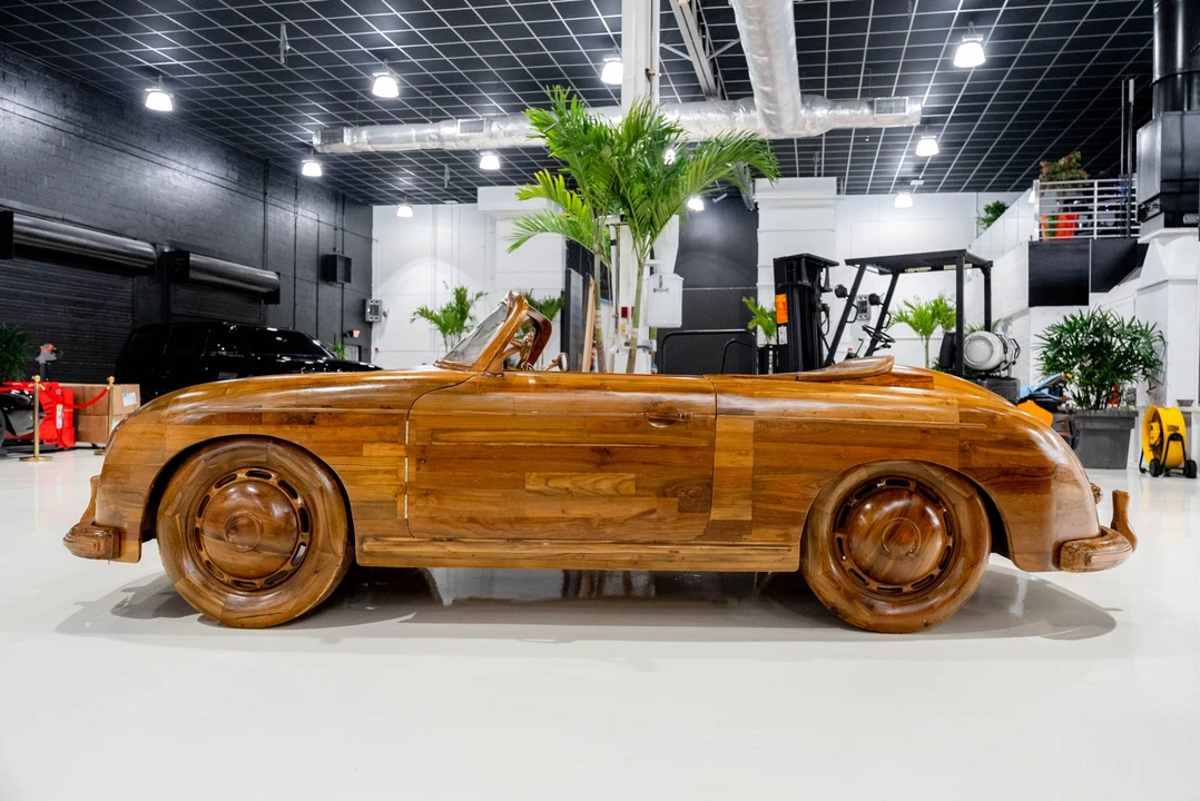 Porsche Speedster - Image 13 of 31