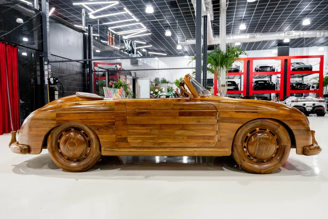 Porsche Speedster - Image 8 of 31