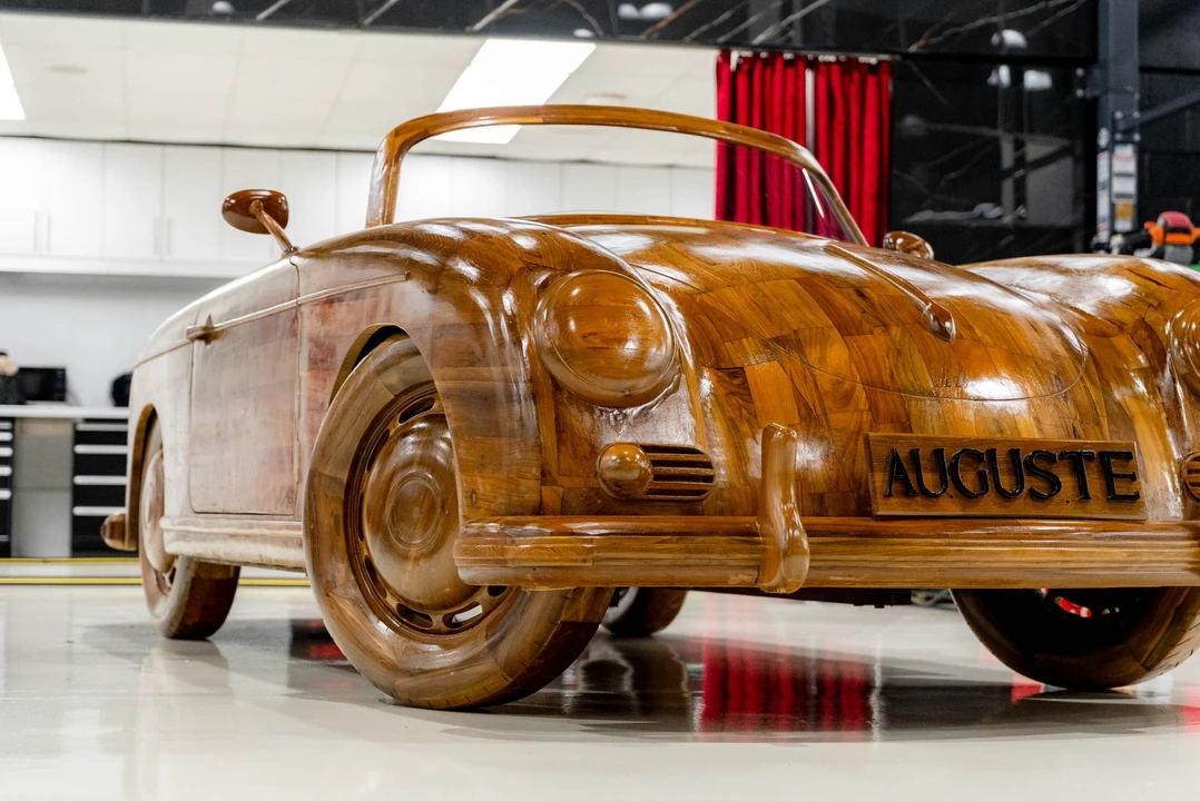 Porsche Speedster - Image 14 of 31