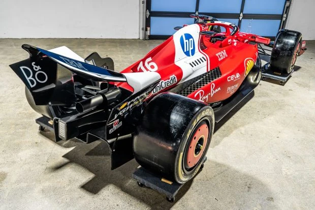 Parts & Memorabilia Scale Models - Image 2 of 5