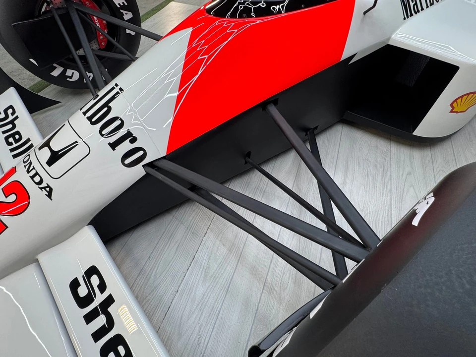 Parts & Memorabilia Scale Models - Image 10 of 31