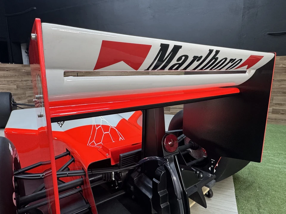 Parts & Memorabilia Scale Models - Image 21 of 31