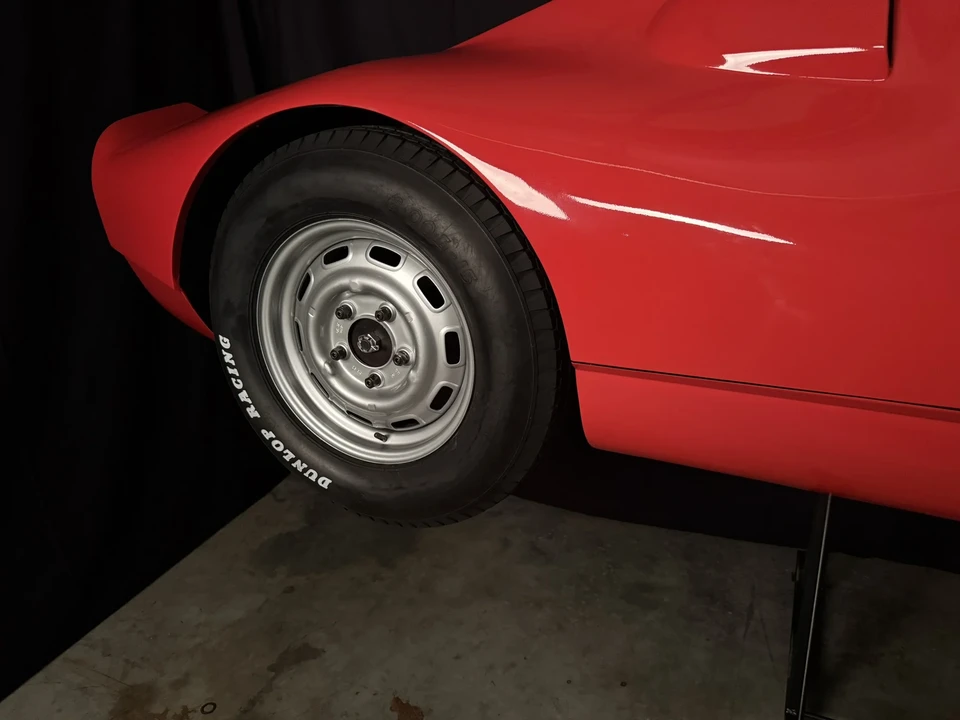 Porsche - Image 27 of 31