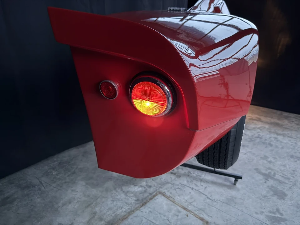 Porsche - Image 17 of 31