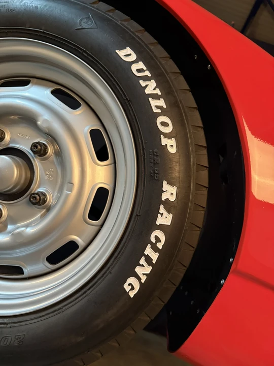 Porsche - Image 30 of 31