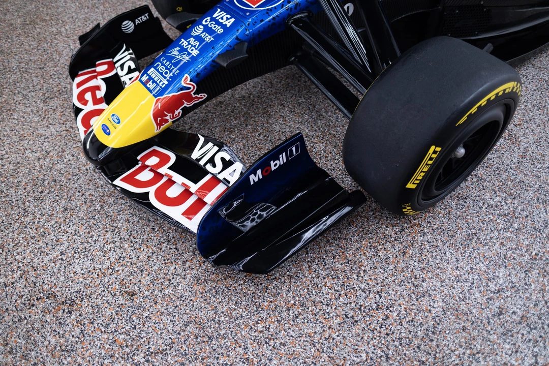 Parts & Memorabilia Scale Models - Image 24 of 31