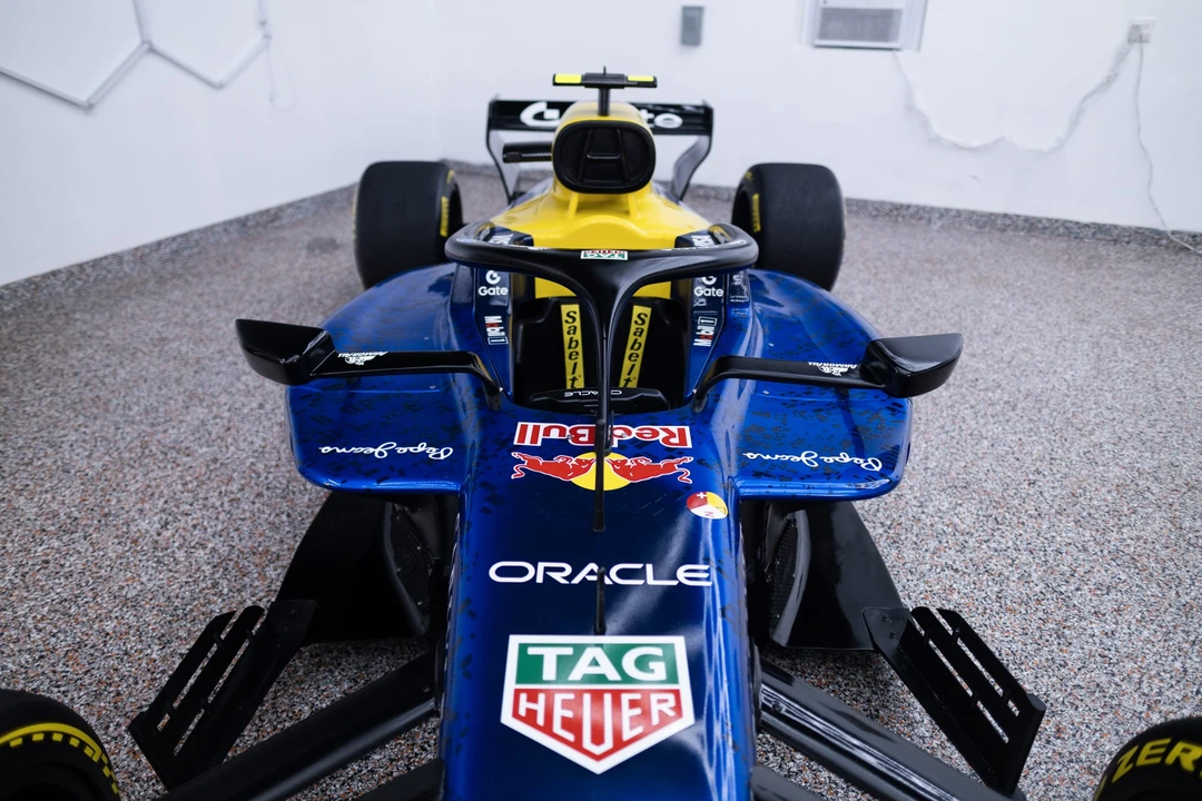 Parts & Memorabilia Scale Models - Image 31 of 31