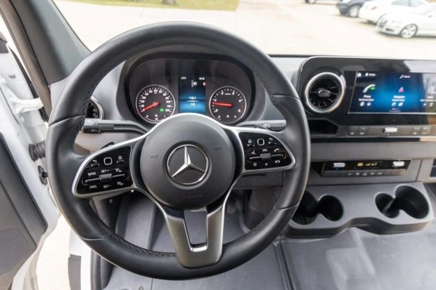 2019 Mercedes-Benz VS30 Sprinter - Image 6 of 8