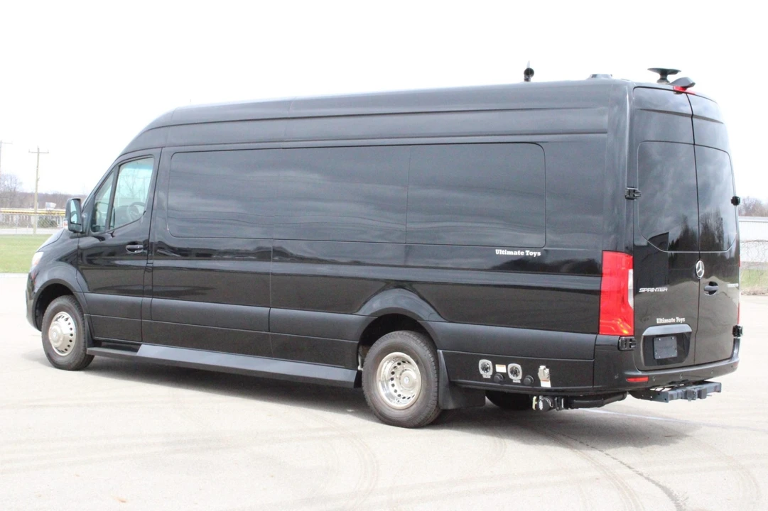 2024 Mercedes-Benz VS30 Sprinter - Image 3 of 8