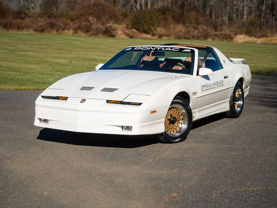 1989 Pontiac Firebird Trans Am 3rd Gen - Image 7 of 31