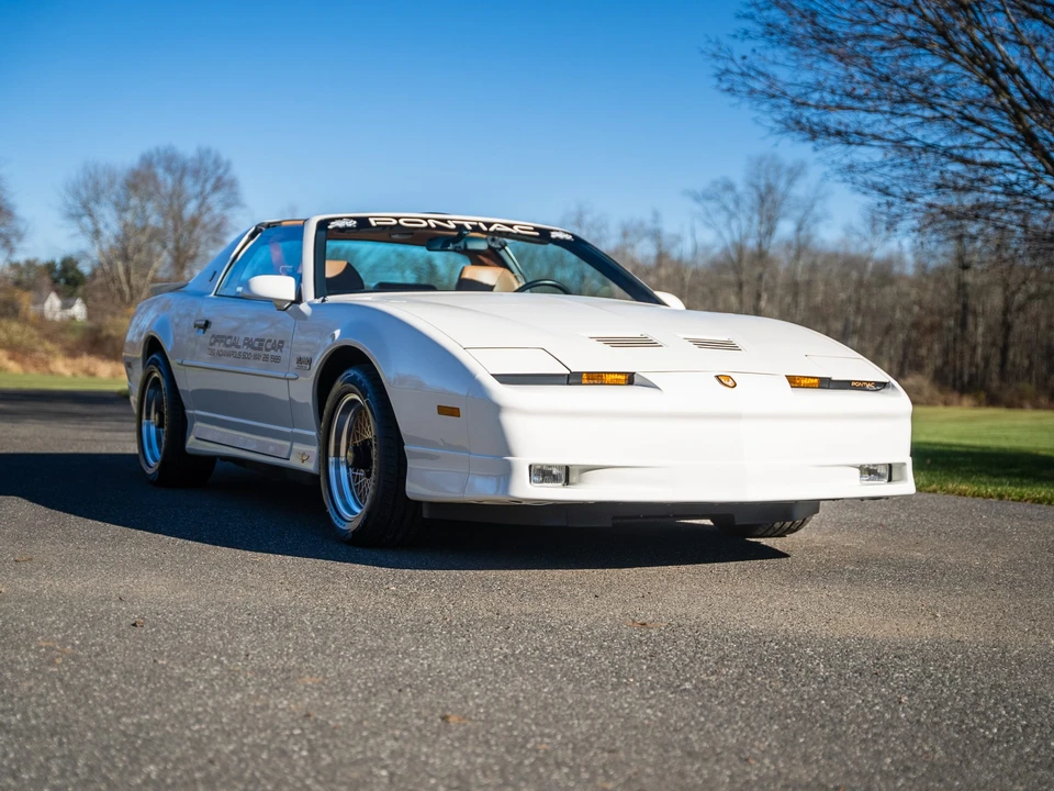 1989 Pontiac Firebird Trans Am 3rd Gen - Image 25 of 31