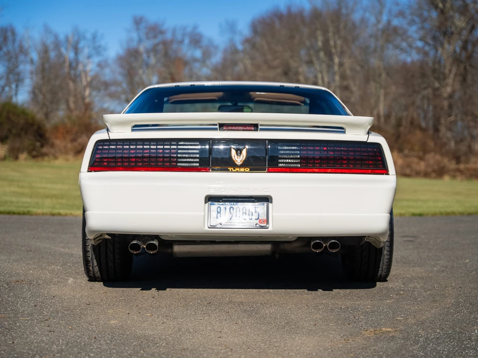 1989 Pontiac Firebird Trans Am 3rd Gen - Image 12 of 31