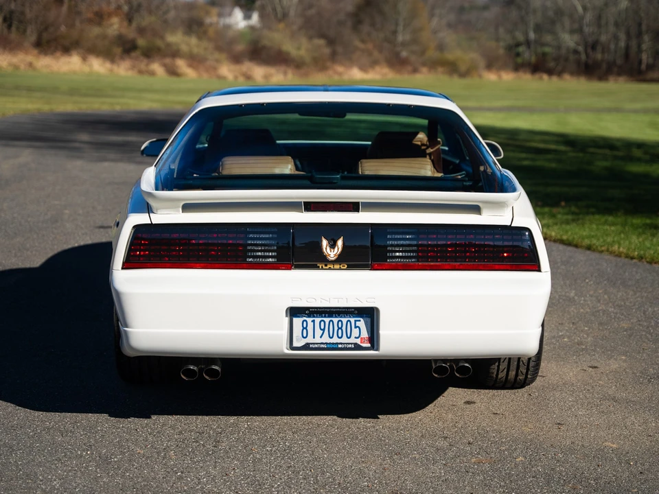 1989 Pontiac Firebird Trans Am 3rd Gen - Image 14 of 31