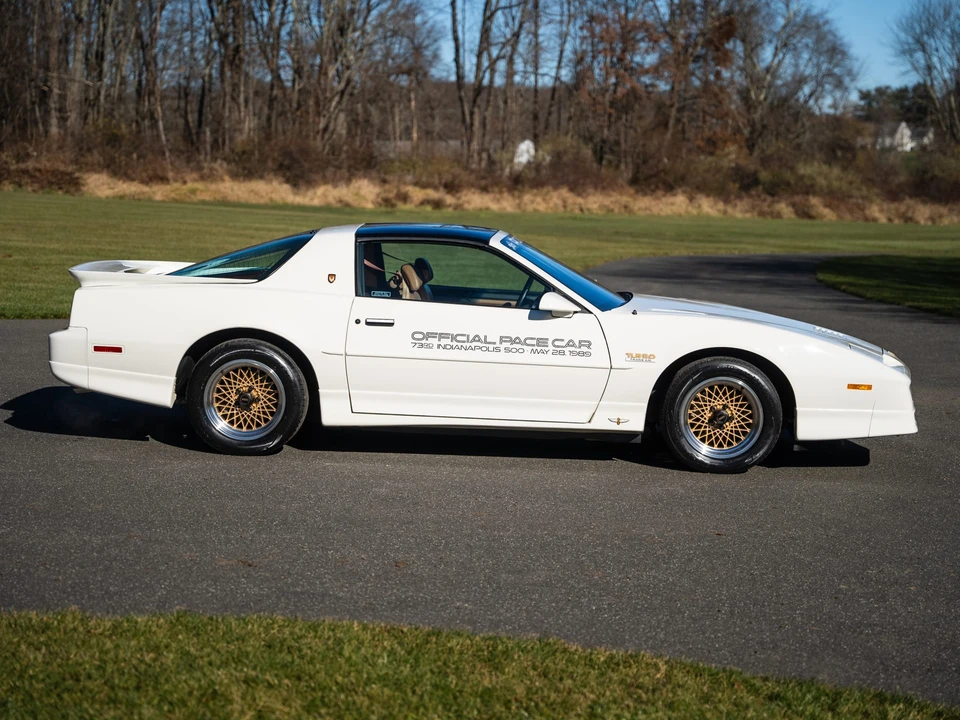 1989 Pontiac Firebird Trans Am 3rd Gen - Image 21 of 31