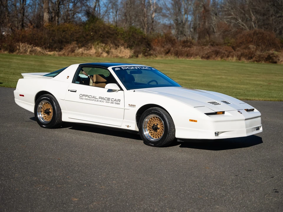 1989 Pontiac Firebird Trans Am 3rd Gen - Image 23 of 31