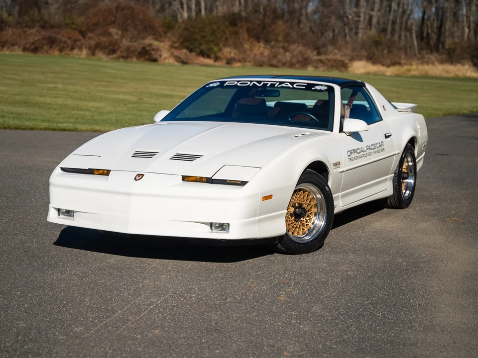 1989 Pontiac Firebird Trans Am 3rd Gen - Image 6 of 31