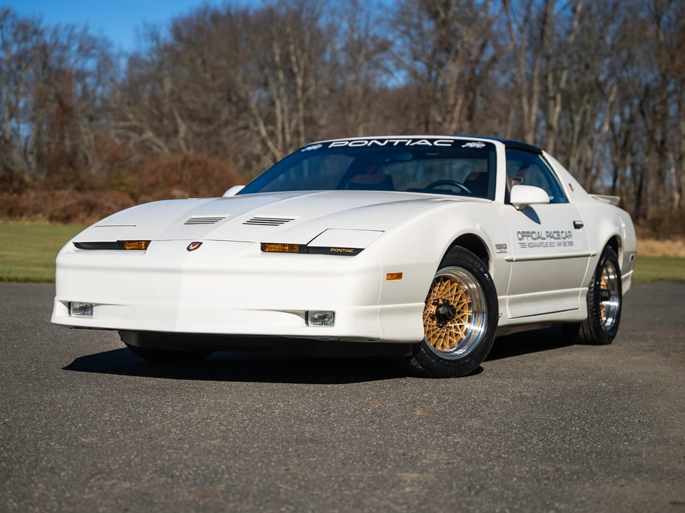 1989 Pontiac Firebird Trans Am 3rd Gen - Image 4 of 31