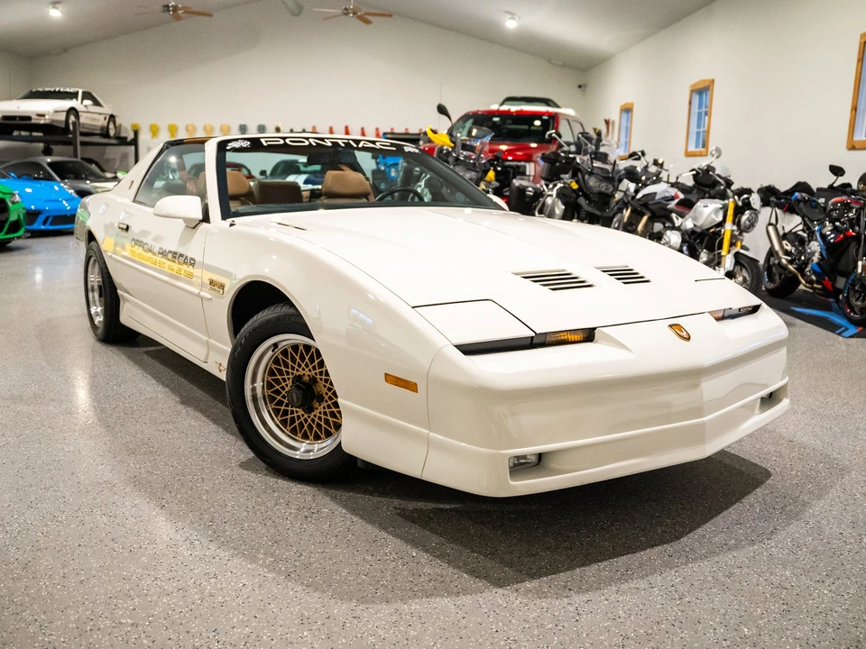 1989 Pontiac Firebird Trans Am 3rd Gen - Image 31 of 31