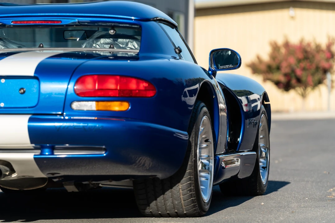 1997 Dodge Viper 2nd Gen - Image 24 of 31
