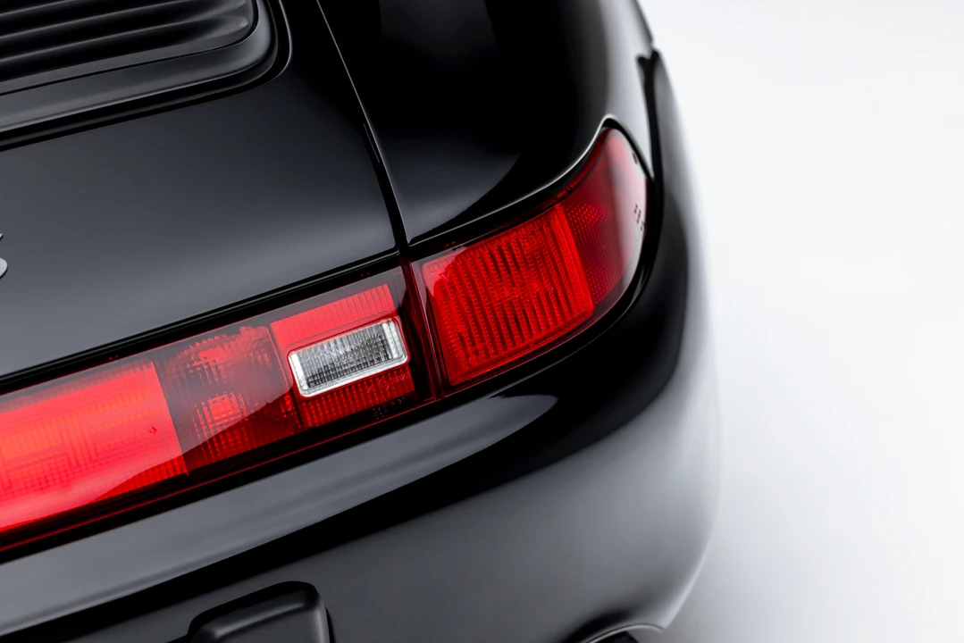 1998 Porsche 993 Carrera 4S - Image 23 of 31